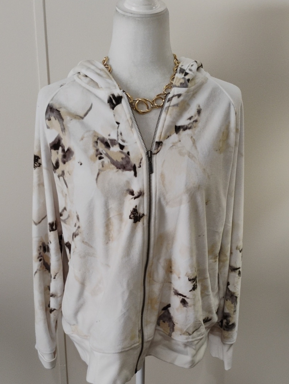 Chicos Velour Sweatshirt